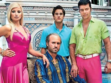 assassino de versace|The True Story of “The Assassination of Gianni Versace”.